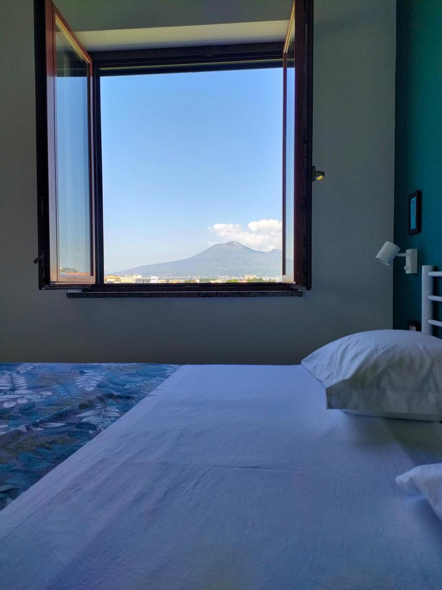 Ferienwohnung Lilla Housing Castellammare di Stabia Exterior foto